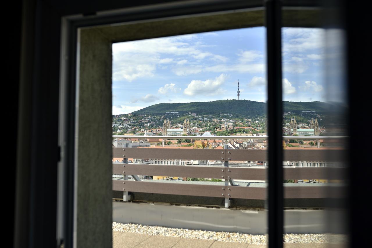 Panorama City Apartman Pecs Ngoại thất bức ảnh