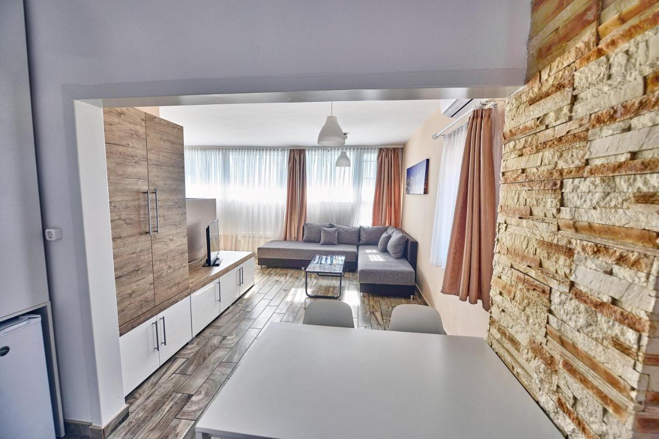 Panorama City Apartman Pecs Ngoại thất bức ảnh